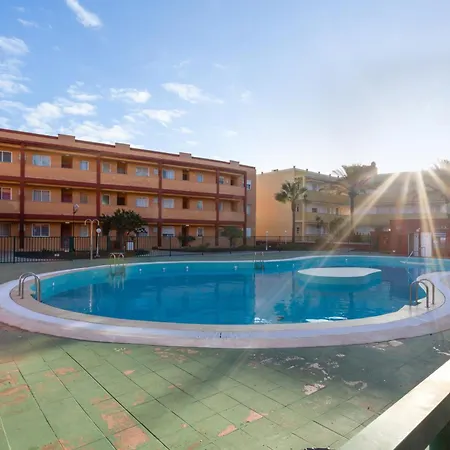 Tinajones Apartament La Oliva